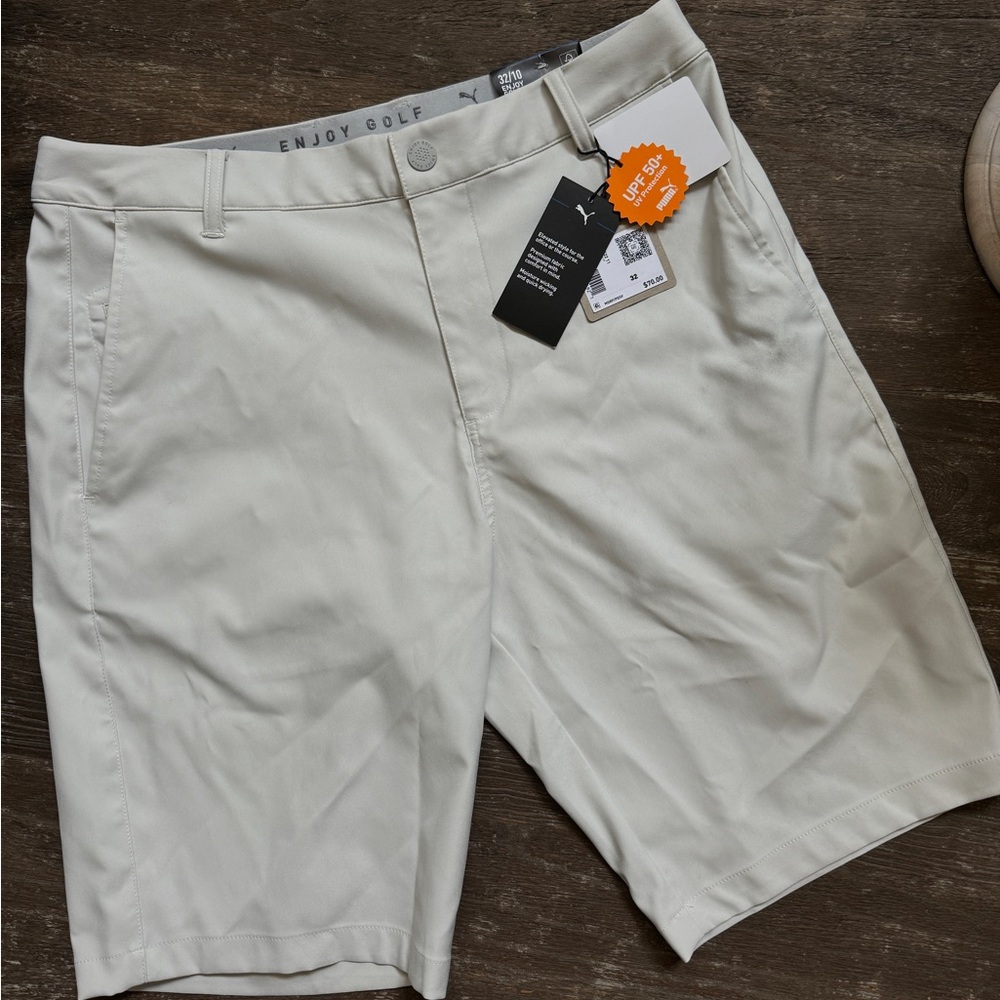 Men’s Puma Golf Shorts - 32 inch waist 10 inch Inseam - Built in UV Protection